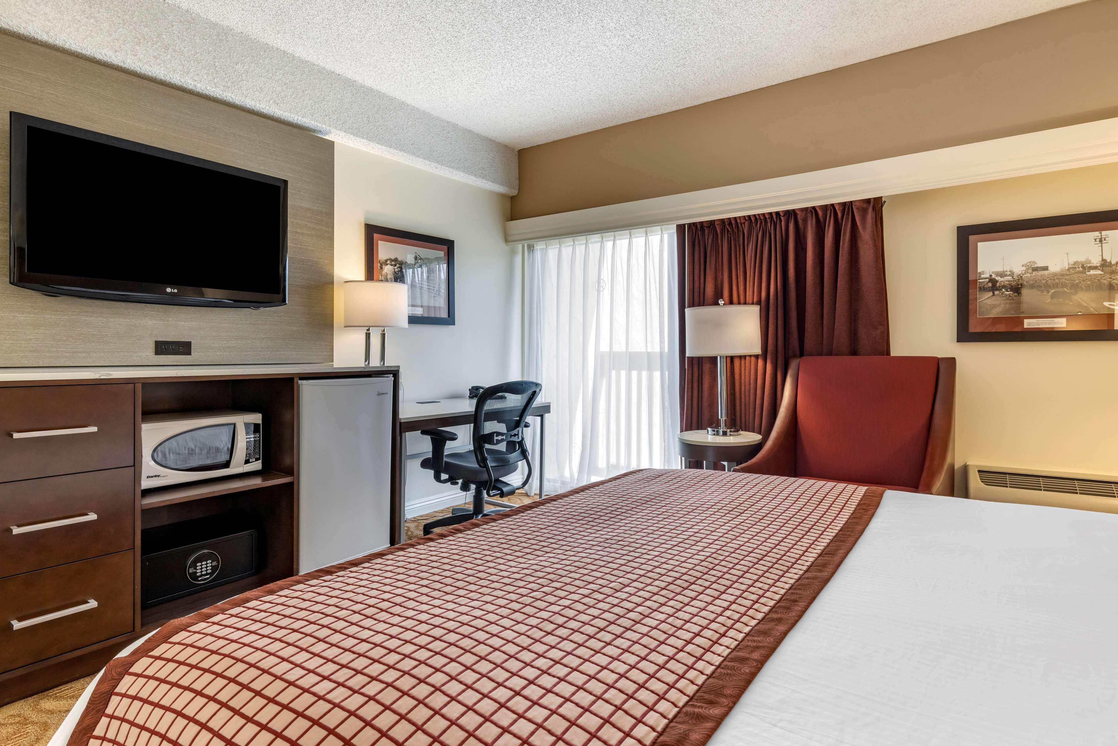 Best Western Plus Thousand Oaks Inn Екстериор снимка