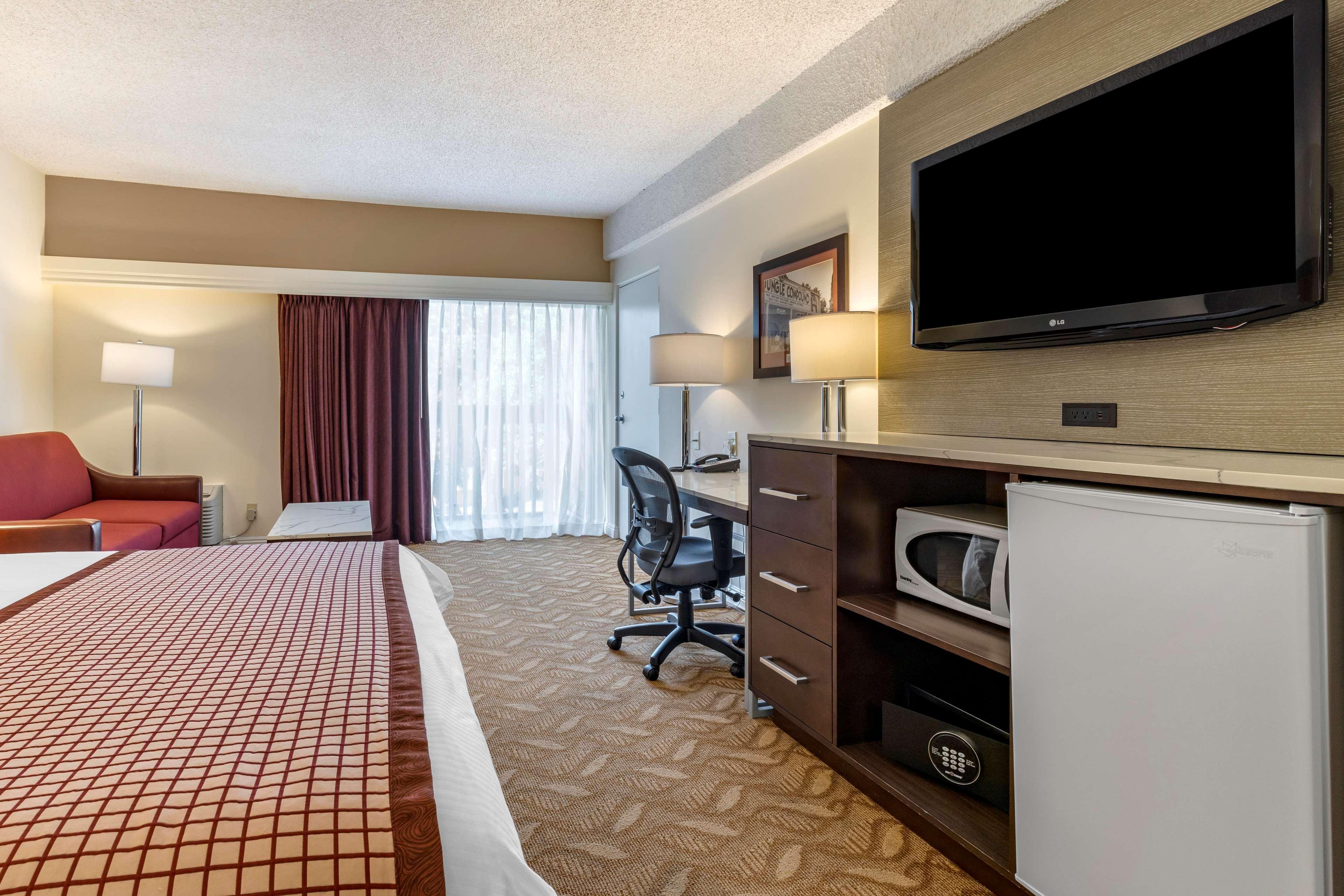 Best Western Plus Thousand Oaks Inn Екстериор снимка