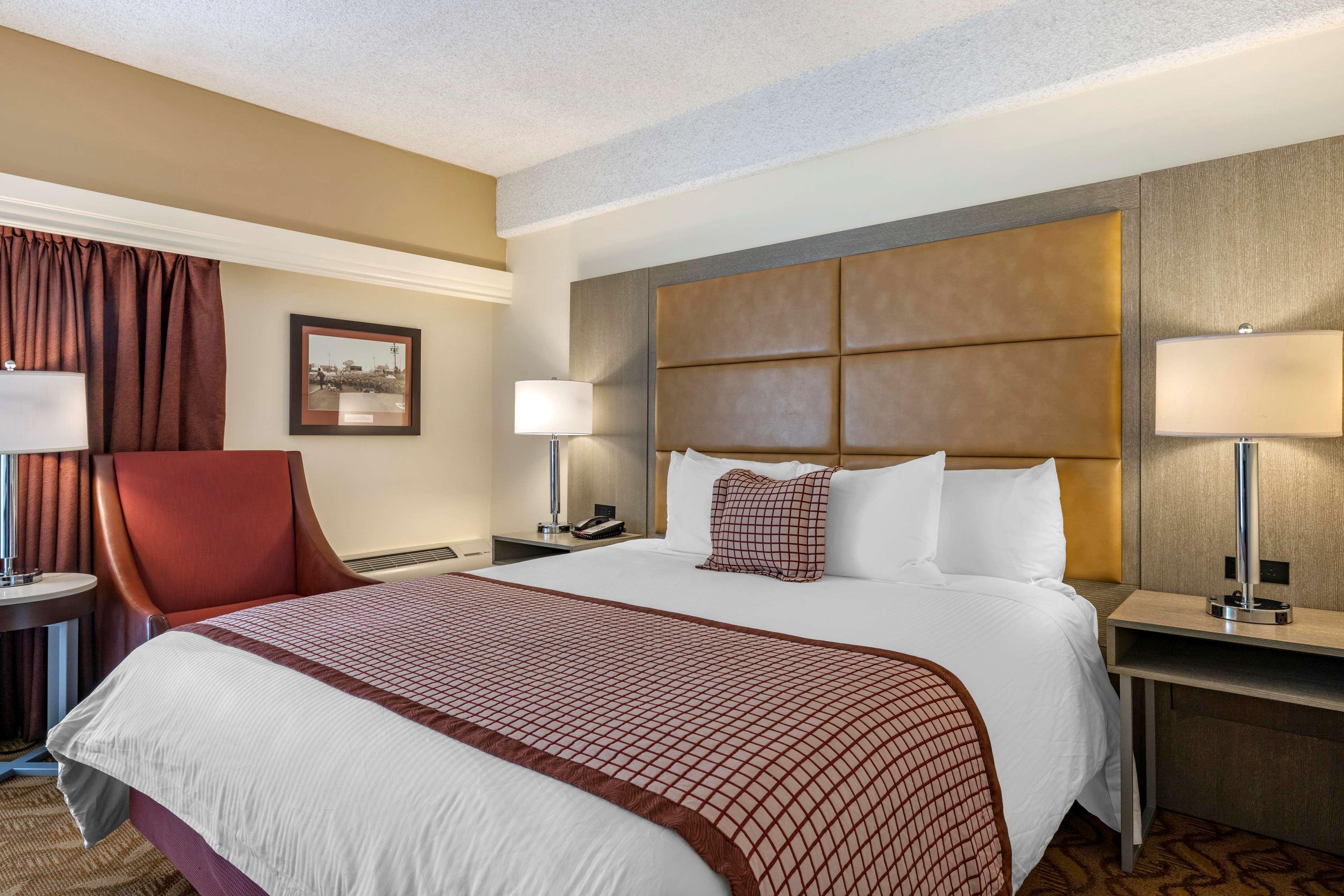 Best Western Plus Thousand Oaks Inn Екстериор снимка