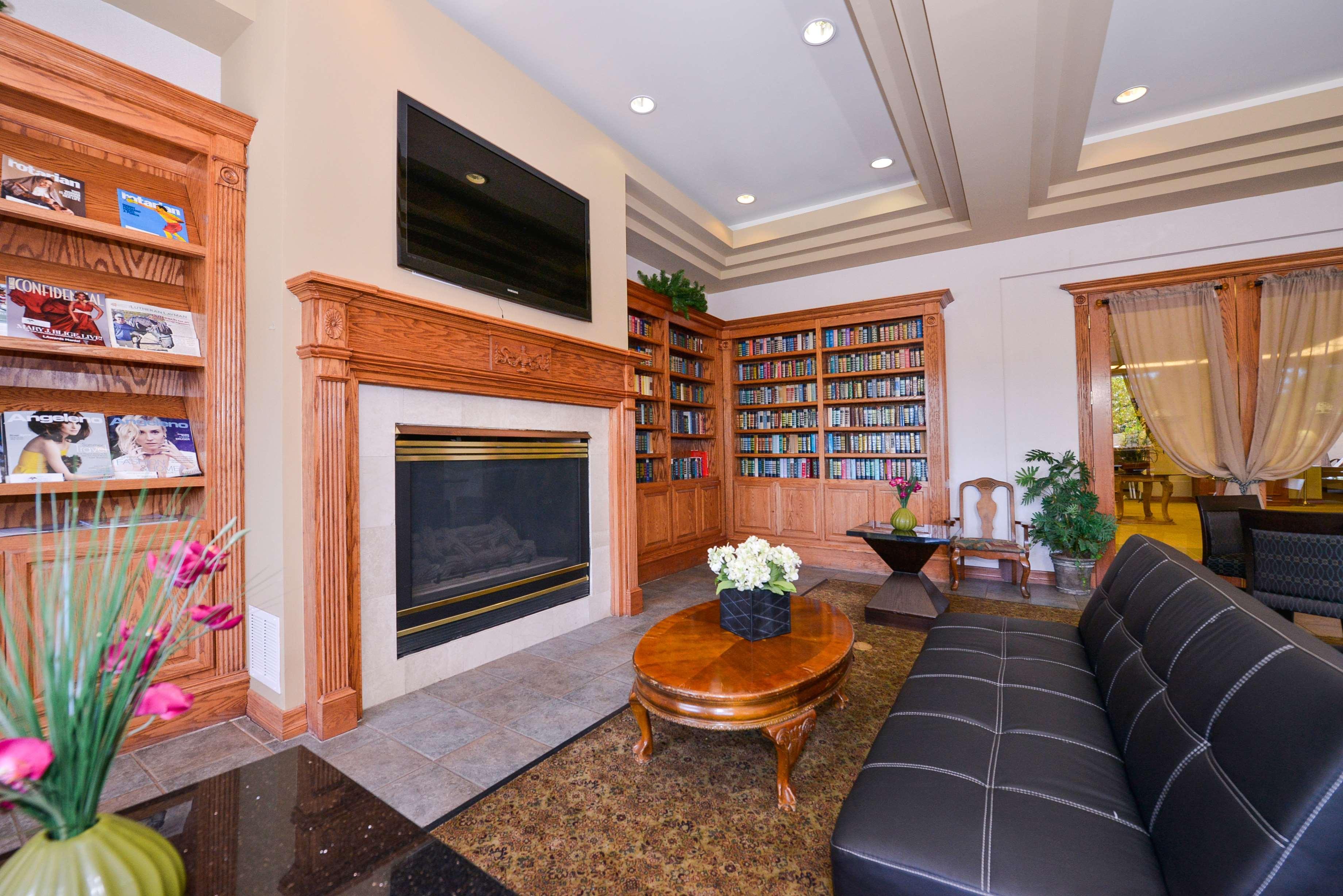 Best Western Plus Thousand Oaks Inn Екстериор снимка