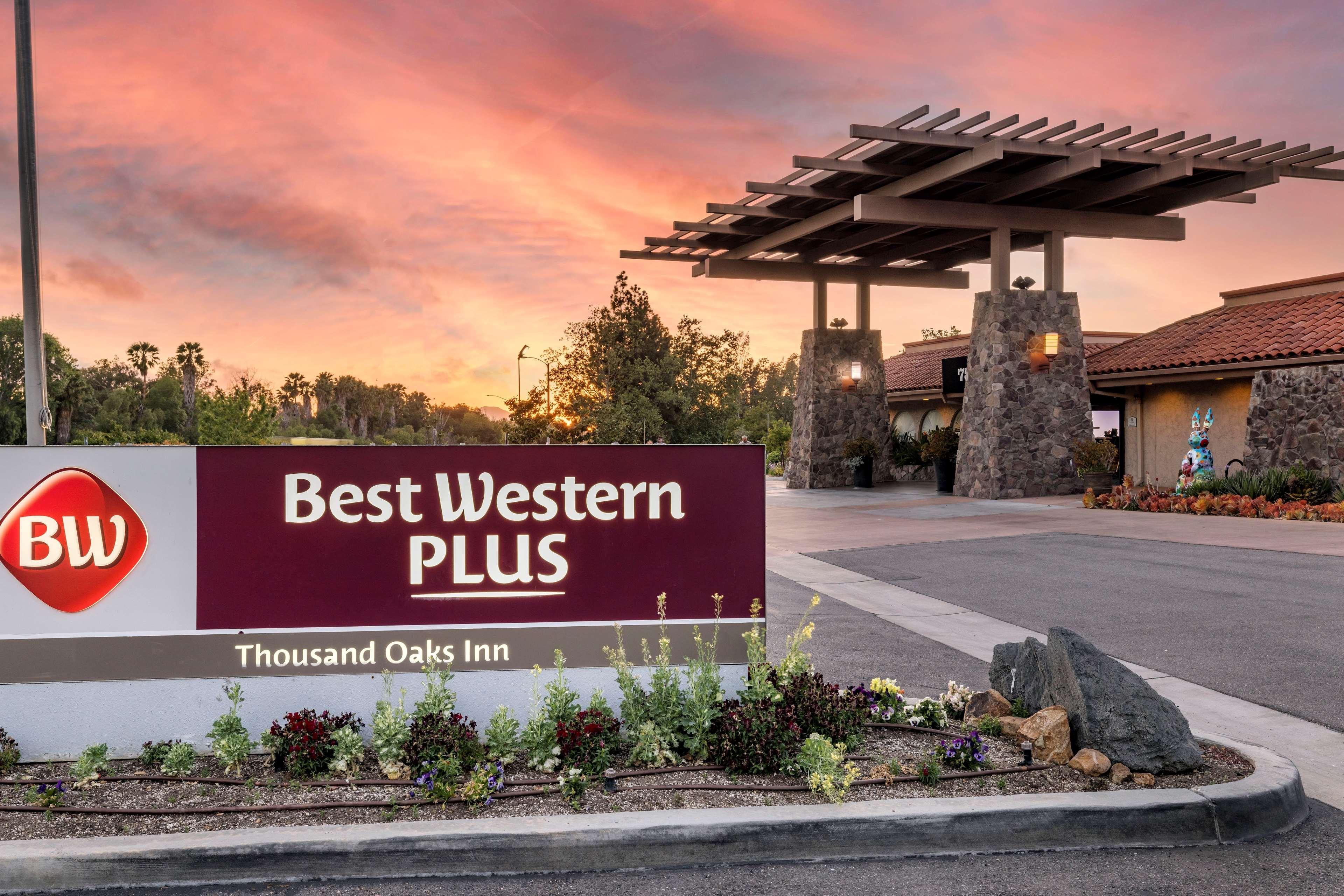Best Western Plus Thousand Oaks Inn Екстериор снимка